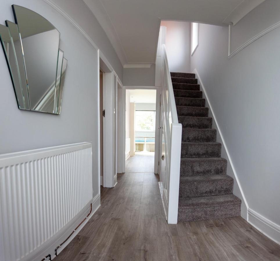 Quiet Residence Close To M6 Preston Samlesbury Eksteriør billede